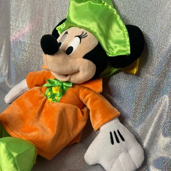 Halloween Minnie Mouse Witch 16" Collectable Plush Stuffed Toy Disney Store 🎃 - Picture 3 of 7